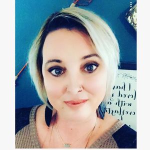 Meet your Posher, Christi